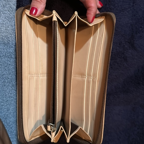 Coach Wallet - Picture 2 of 3